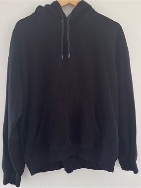 H&M Relaxed Fit Black Hoodie
